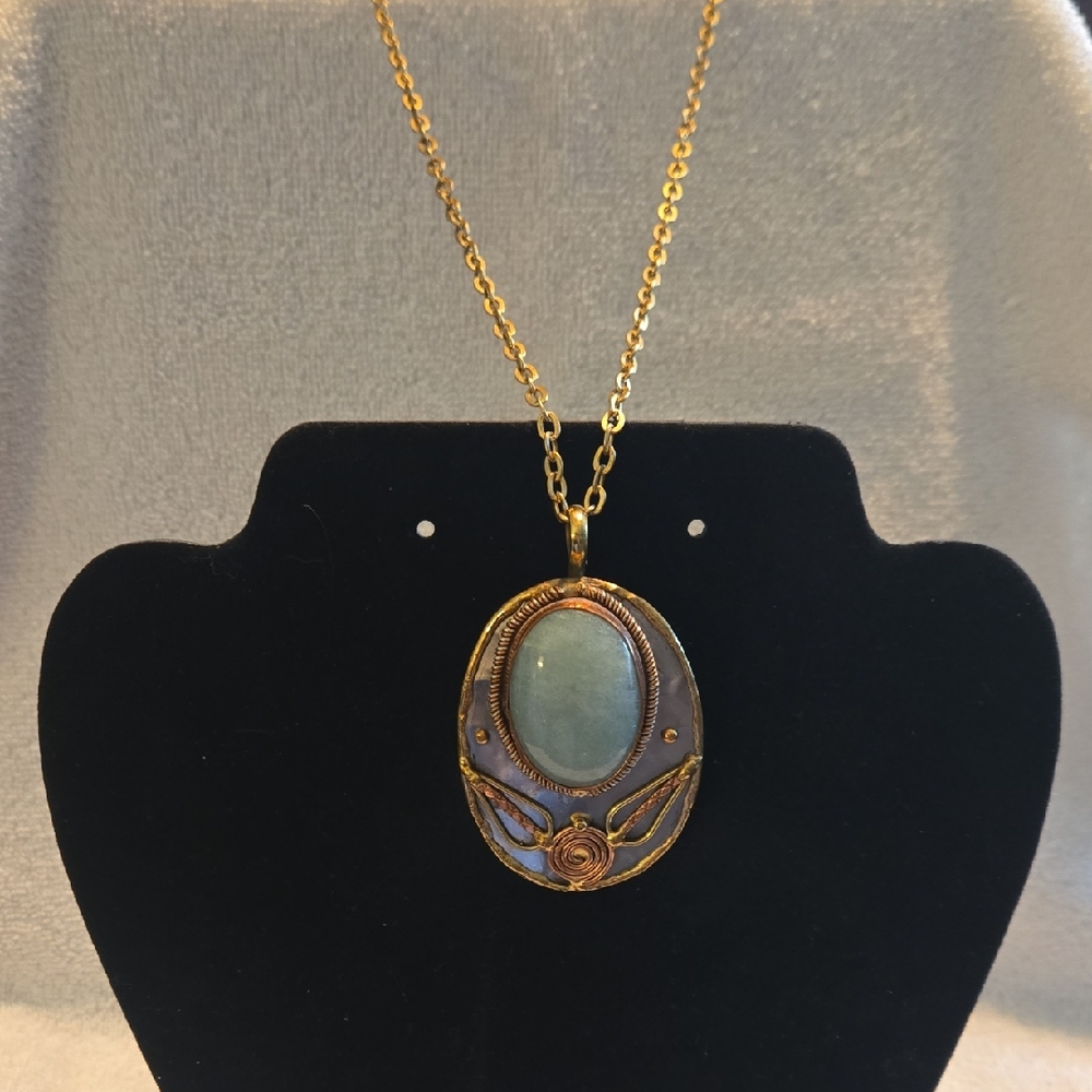 30" Gold and Green Oval Mixed Metal Pendant Necklace